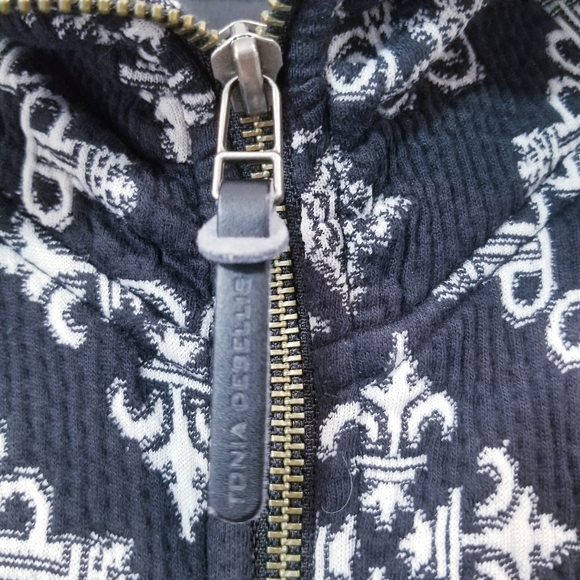 Tonia Debellis Molly Jacket  Black and White Knit Patterned Mock Neck Zip Up - Picture 5 of 14